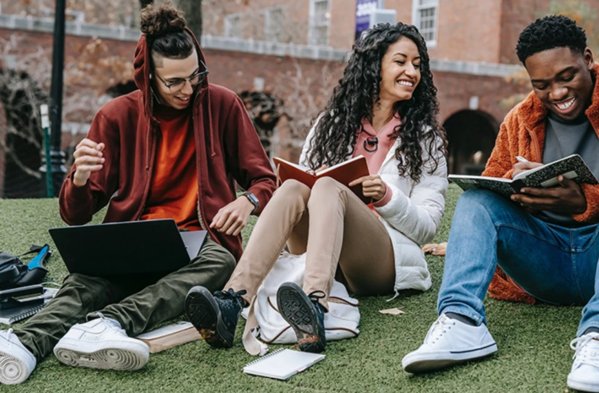 An endless debate on digital age&hellip;