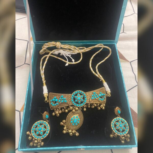 Turquoise and Gold-Plated Jewelry Set by the Label DG