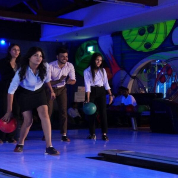 Boost Employee Engagement at Smaaash: India’s Corporate Playground