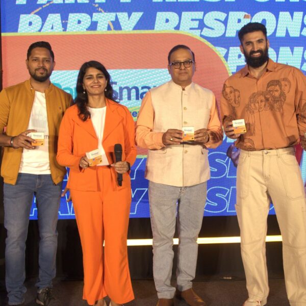 aditya kapoor party smart